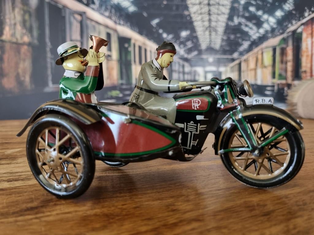 Repro blikken speelgoed motor met zijspan, Antiek en Kunst, Antiek | Speelgoed, Ophalen of Verzenden