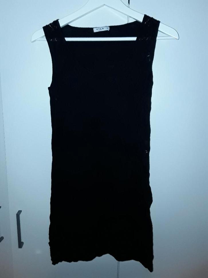 VILA Zwarte Broderie Top Maat L, Kleding | Dames, Tops, Nieuw, Maat 42/44 (L), Zwart, Zonder mouw, Ophalen of Verzenden