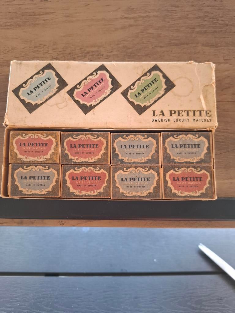 Vintage La Petite Zweedse Luxe Lucifers - Complete Doos, Verzamelen, Ophalen of Verzenden, Gebruikt