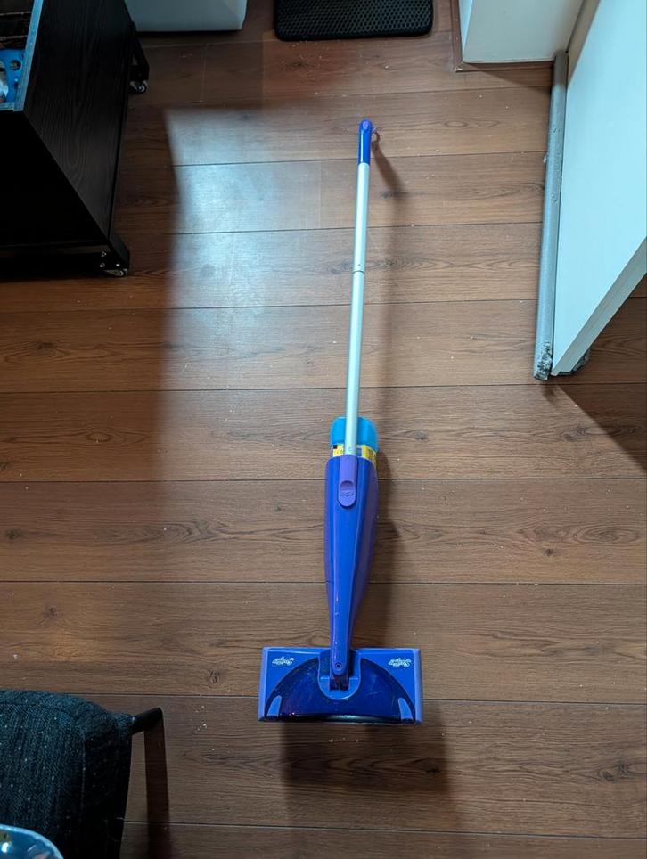 Swiffer Wet Jet + Extra's, Huis en Inrichting, Schoonmaakartikelen, Mop of Dweil, Ophalen of Verzenden