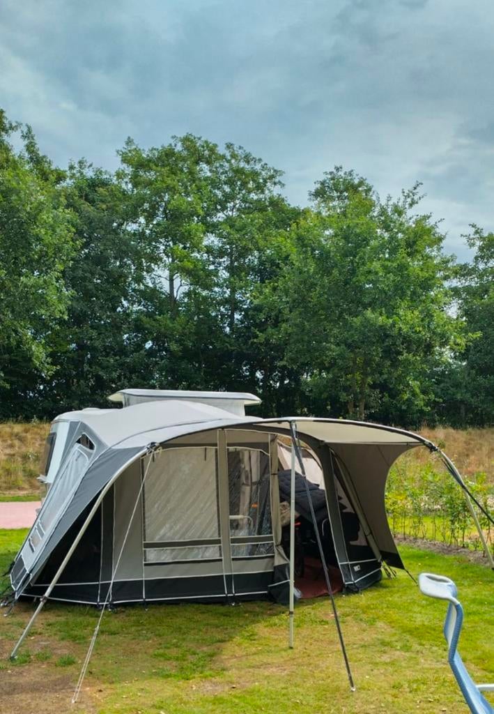 Voortent en petluifel Unico Bologna voor Eriba familia 310, Caravans en Kamperen, Ophalen, Zo goed als nieuw, Tot en met 3