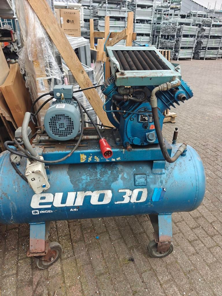 Ingersoll Rand Compressor met defect, Doe-het-zelf en Verbouw, Compressors, Gebruikt, 10 bar of meer, 100 liter of meer, 400 tot 800 liter/min