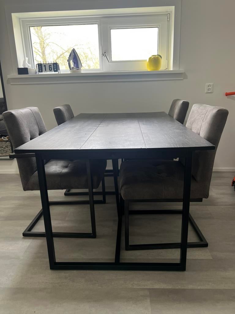 Eettafel, Ophalen, Gebruikt, 100 tot 150 cm, Industrie