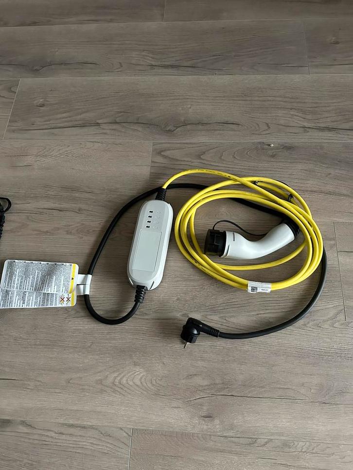 VW laadkabel, Auto diversen, Laadpalen, Zo goed als nieuw, Laadkabel, Ophalen