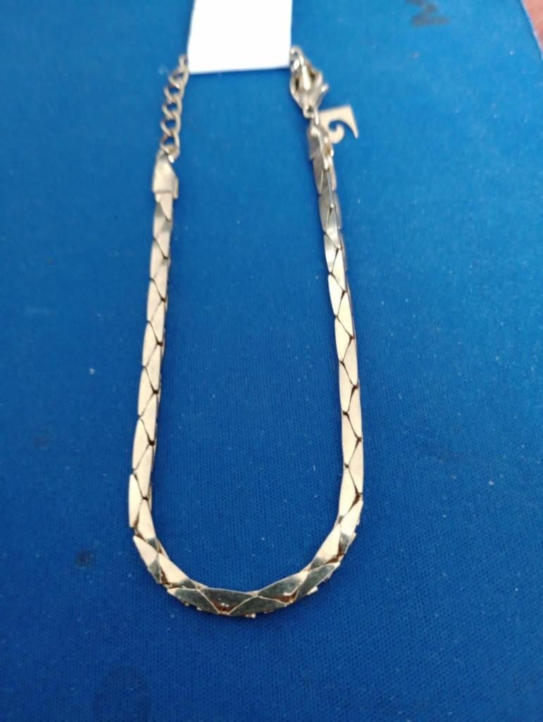 Vintage Pierre Cardin Goudkleurige armband Size 18/22cm, Verzenden, Zo goed als nieuw, Goud, Goud