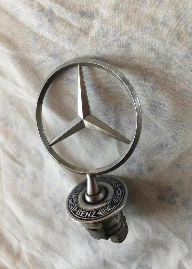 ZGAN. Mercedes motorkap ster origineel.  Komt van model W203, Auto-onderdelen, Overige Auto-onderdelen, Mercedes-Benz, Gebruikt