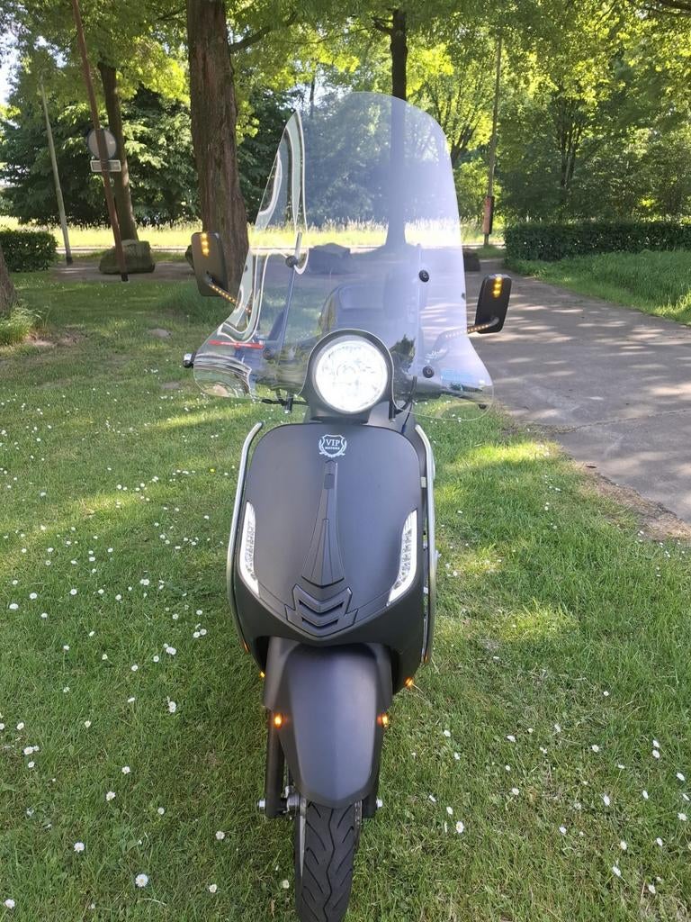 La Souris Sourini Bouwjaar 2023, Ophalen