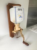 Koffiemolen, Ophalen