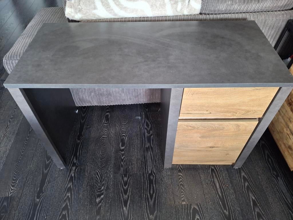 Leuk bureau, Huis en Inrichting, Bureaus, Ophalen, Gebruikt