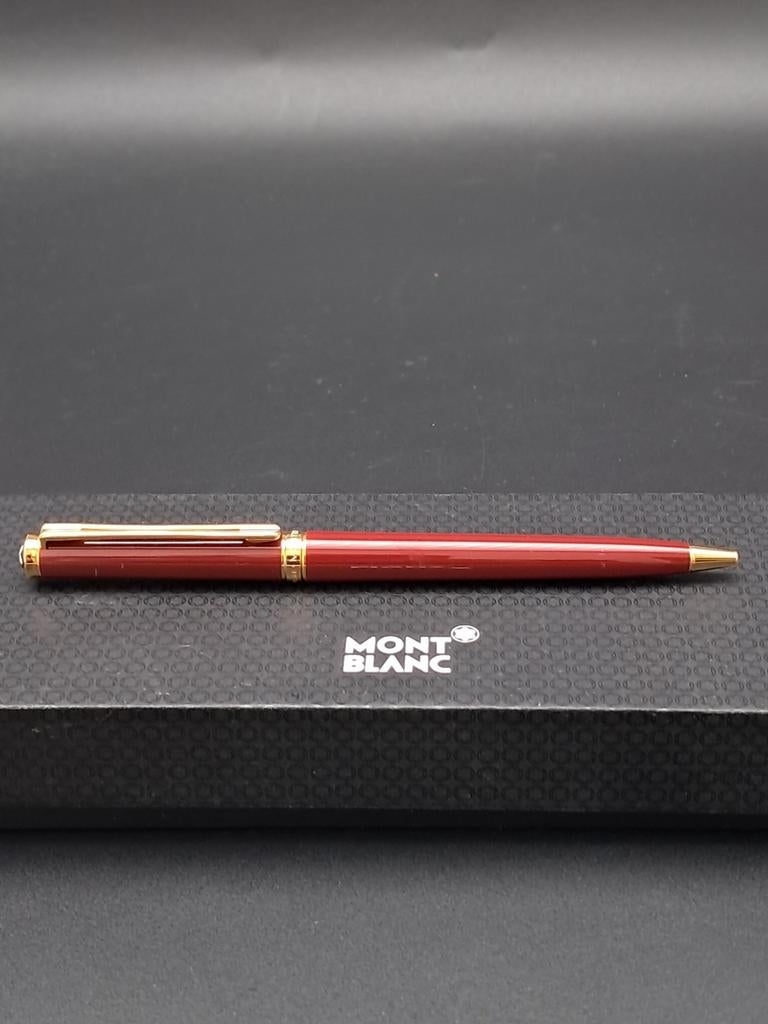 Montblanc Noblesse Oblige Bordeaux Balpen, Verzamelen, Pennenverzamelingen, Balpen, Met doosje, Ophalen of Verzenden, Zo goed als nieuw