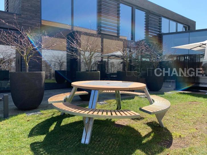 Extremis Gargantua picknicktafel zie ook Hopper + Pantagruel, Tuin en Terras, Tuintafels, Zo goed als nieuw, Rond, Hout, Ophalen