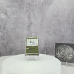 Pokémon Yu Nagaba Pikachu Sealed Promo Card JP #100-B, Ophalen of Verzenden, Nieuw, Losse kaart, Foil