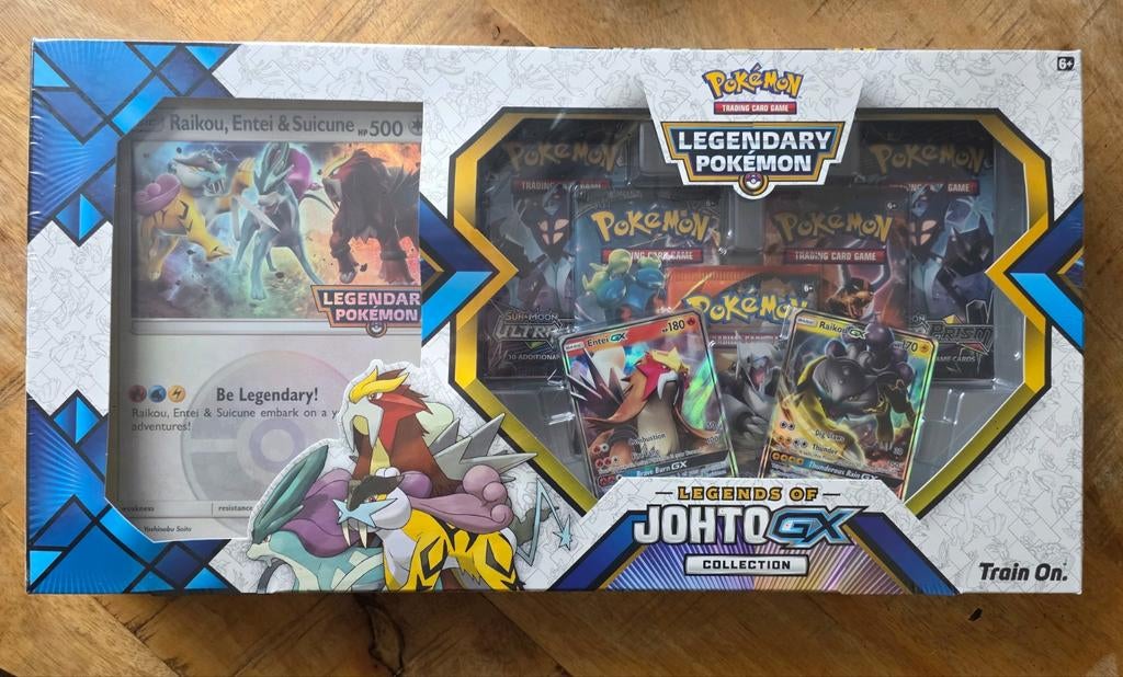 Legends of Johto Gx Collection, Ophalen of Verzenden, Nieuw, Boosterbox