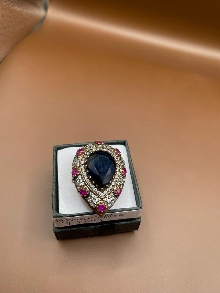 Maat 19 blauwe saffier ring, Overige materialen, Blauw, 19 tot 20, Nieuw