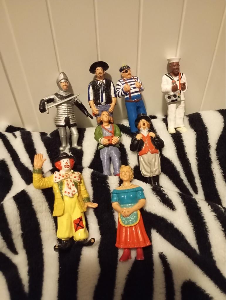 8 PIPPO FIGUURTJES NU ALLES 10€ ZIE FOTO,S, Ophalen of Verzenden