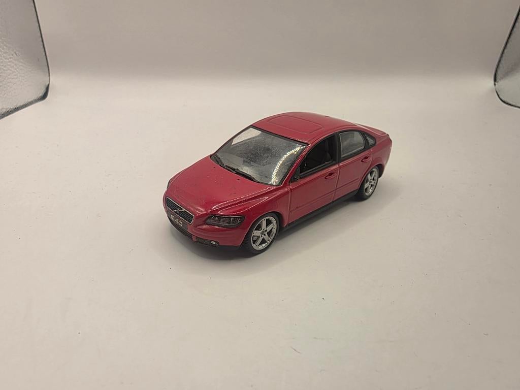 Volvo s40, Hobby en Vrije tijd, Modelauto's | 1:43, Ophalen of Verzenden, Zo goed als nieuw, Auto, MiniChamps
