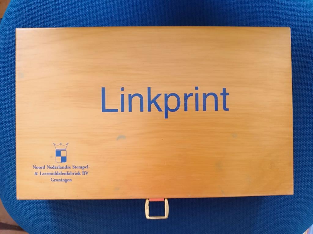 Linkprint stempelset groep 2 & 3, Ophalen