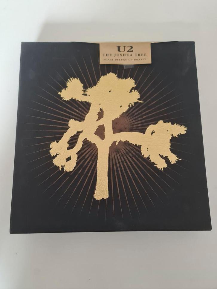 U2 - The Joshua Tree 30th Super Deluxe CD Boxset, Cd's en Dvd's, Cd's | Pop, Zo goed als nieuw, 2010 - 2019, Boxset, Ophalen of Verzenden