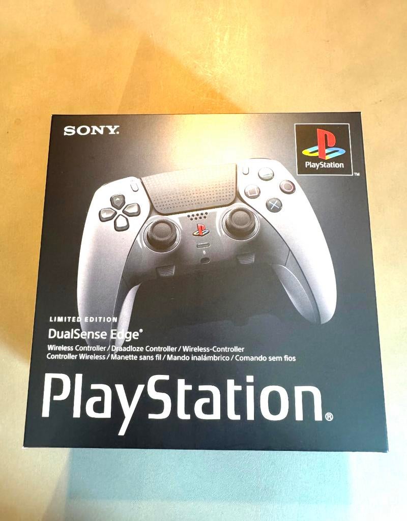 DualSense Edge 30th Anniversary Limited Edition Controller, Spelcomputers en Games, Spelcomputers | Sony PlayStation 5, Ophalen of Verzenden