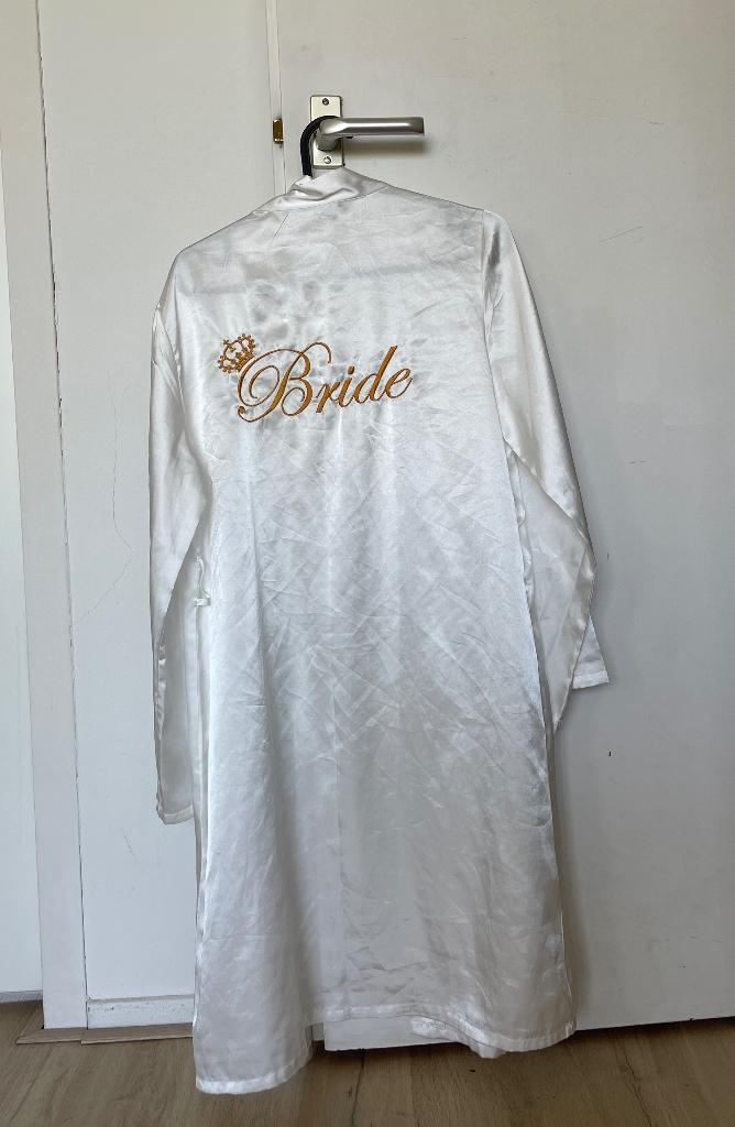 Gratis Bride kimono – voor bruiloft, Kleding | Dames, Ophalen of Verzenden, Zo goed als nieuw, Wit, Accessoires