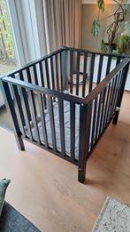 Zwarte babybox met Koeka boxkleed, Kinderen en Baby's, Boxen, Ophalen