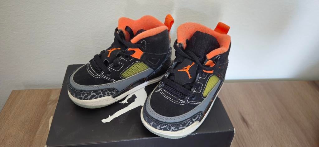Jordan schoenen maat 22, Kinderen en Baby's, Kinderkleding | Schoenen en Sokken, Gebruikt, Ophalen of Verzenden, Jordan, Jongen of Meisje