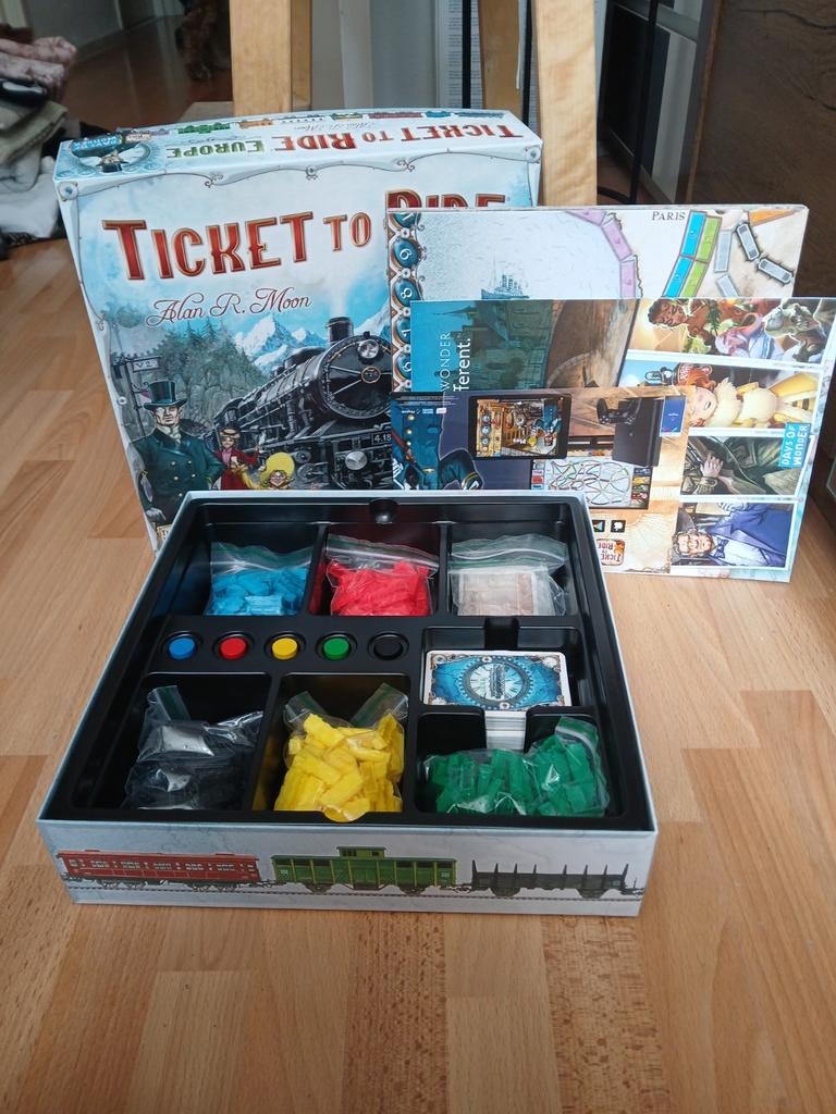 Ticket to ride, Drie of vier spelers, Ophalen of Verzenden, Nieuw