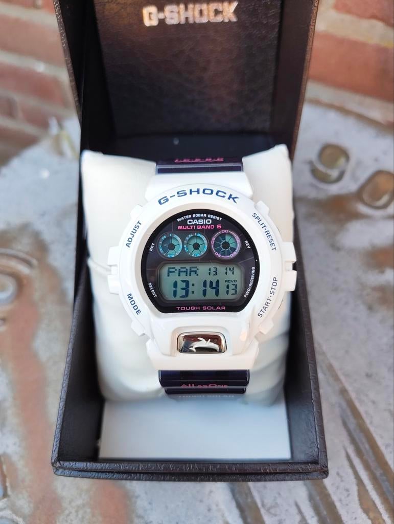 Casio G-Shock GW-6900K-7JR "Love The Sea and The Earth", Casio, Ophalen of Verzenden, Zo goed als nieuw, Waterdicht