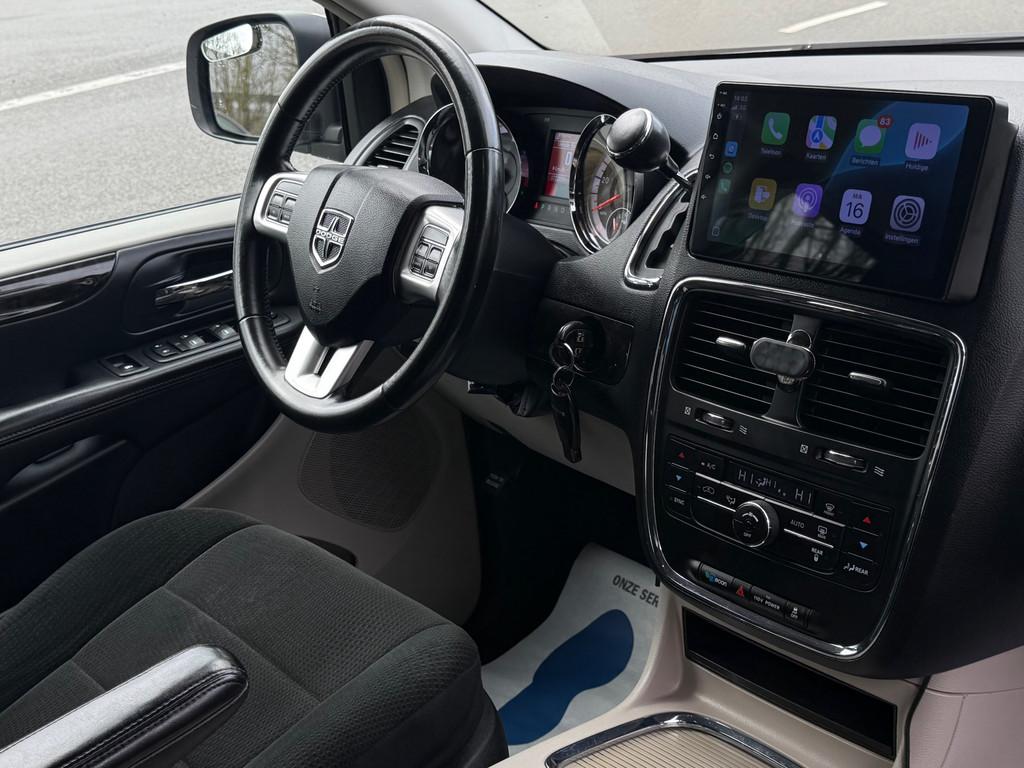 Dodge Grand Caravan 3.6 V6 - 7 PERS - PARKEER CAMERA - APPLE, Auto's, Euro 5, Stof, Zwart, 287 pk