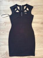Kardashian Kollection by Lipsy - maat 38, Kleding | Dames, Ophalen of Verzenden, Zo goed als nieuw, Maat 38/40 (M), Onder de knie