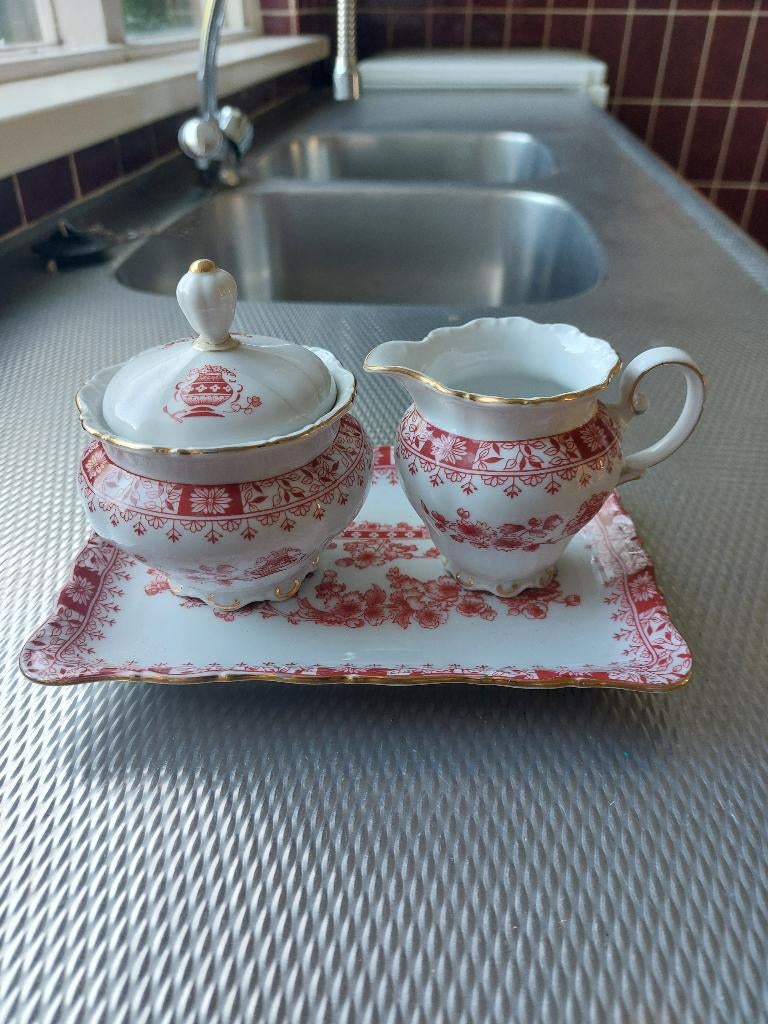 Melk suiker setje met schaaltje. Seltmann Weiden Servies., Ophalen of Verzenden, Aardewerk, Overige stijlen, Overige typen