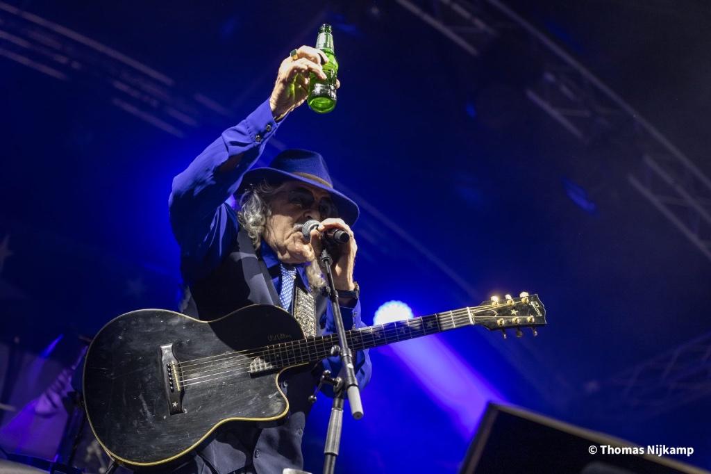 Gezocht: 2 kaarten Normaal 14 mei Lochem, Tickets en Kaartjes, Twee personen, Mei