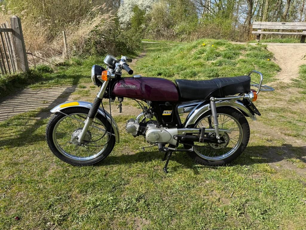 Honda SS50 met kenteken, Fietsen en Brommers, Ophalen, Gebruikt, Overige modellen, Maximaal 45 km/u