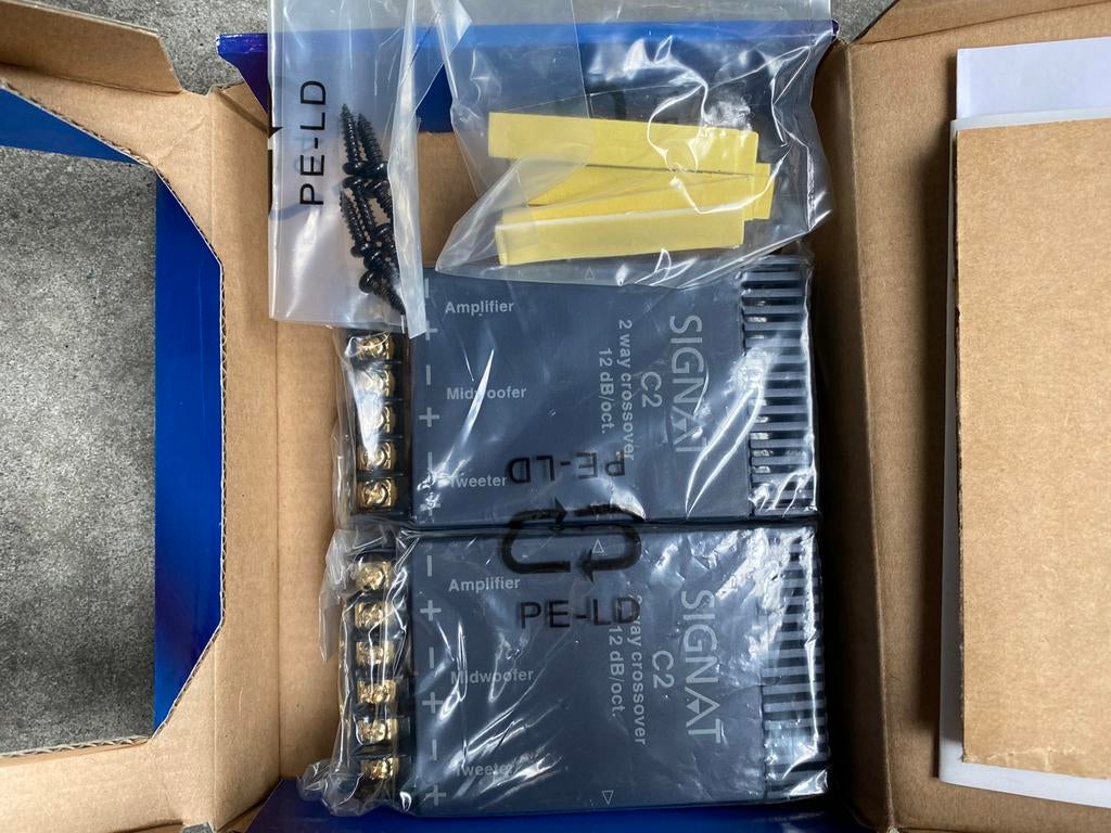 Signat C2 2-way component crossover – nieuw in doos, Auto diversen, Autospeakers, Ophalen of Verzenden, Zo goed als nieuw