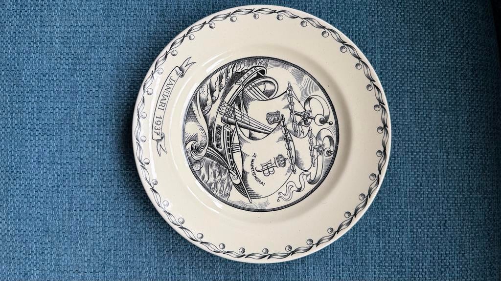 Vintage bord 'Je Maintiendrai' 7 Januari 1937, Antiek en Kunst, Ophalen of Verzenden