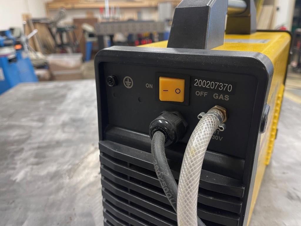 HBM Tig lasapparaat te koop 220 volt, Doe-het-zelf en Verbouw, Gereedschap | Lasapparaten, Ophalen, Zo goed als nieuw, 150 tot 250 ampère