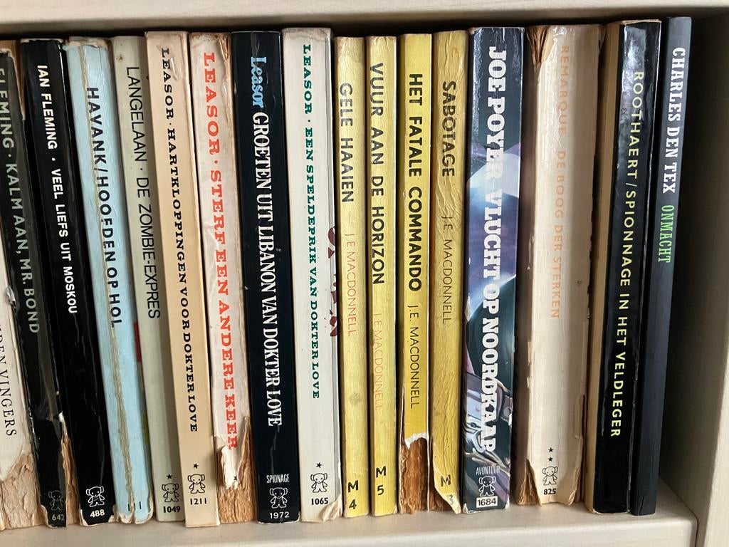 Pockets en Prisma boekjes, Boeken, Detectives, Gelezen, Ophalen of Verzenden