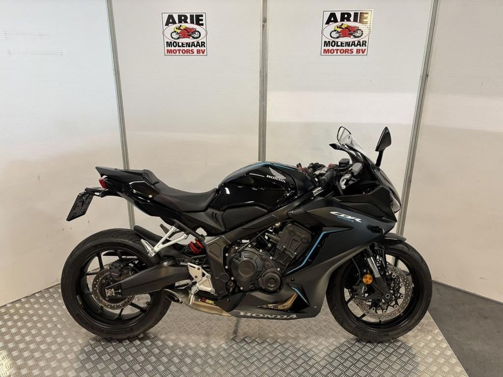 Honda CBR 650 R ABS (bj 2023), Motoren, Motoren | Honda, HONDA, 4 cilinders, Bedrijf, Onbekend
