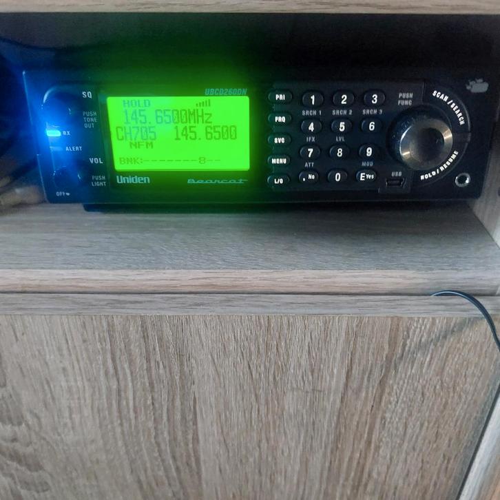 uniden ubc260dn, Telecommunicatie, Scanners, Zo goed als nieuw, 500 kanalen of meer, Ophalen of Verzenden