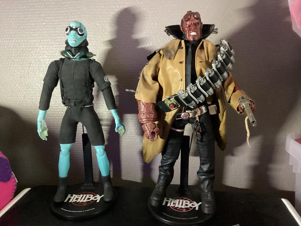 Hellboy sidshow en abe sapien 12 inch, Verzamelen, Ophalen of Verzenden, Zo goed als nieuw, Film, Actiefiguur of Pop