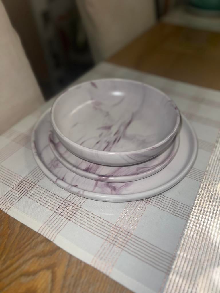 Nieuw in doos bordenset paars/roze, Huis en Inrichting, Keuken | Servies, Ophalen, Nieuw, Bord(en), Overige stijlen
