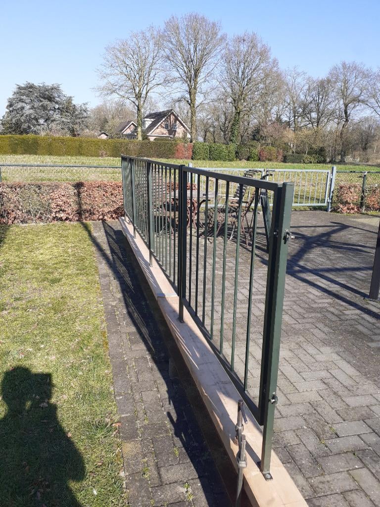 Hekwerk zie foto's, Ophalen, Zo goed als nieuw, IJzer, Overige typen