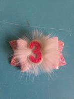 Roze haarspeld met glitter en nummer 3, Kinderen en Baby's, Kindermode-accessoires, Ophalen of Verzenden, Nieuw