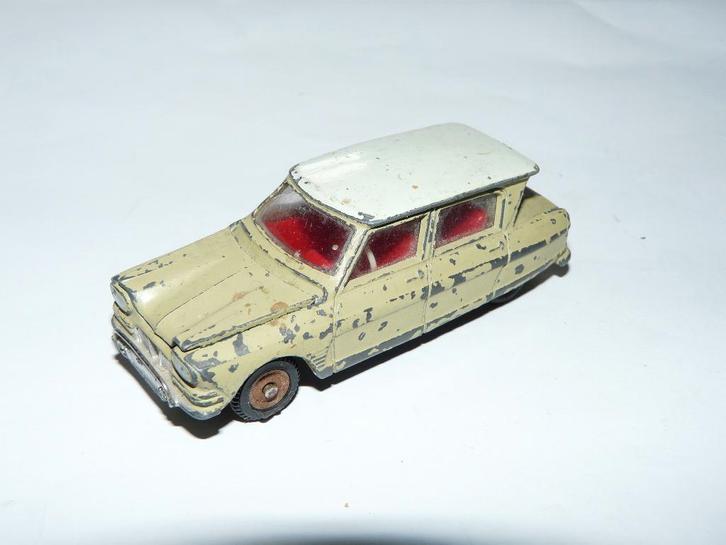 Dinky Toys - 557 - Citroen 3CV Ami, Hobby en Vrije tijd, Modelauto's | 1:43, Gebruikt, Auto, Dinky Toys, Ophalen
