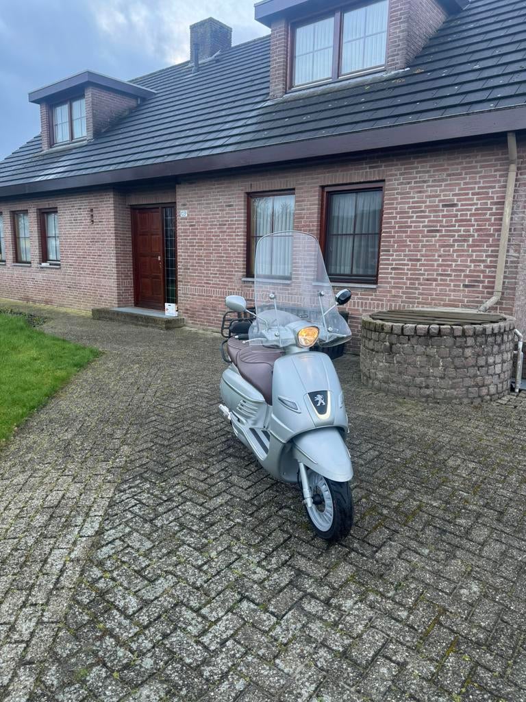 Peugeot django 45 km goed onderhouden, Ophalen of Verzenden, Zo goed als nieuw, Benzine, Peugeot