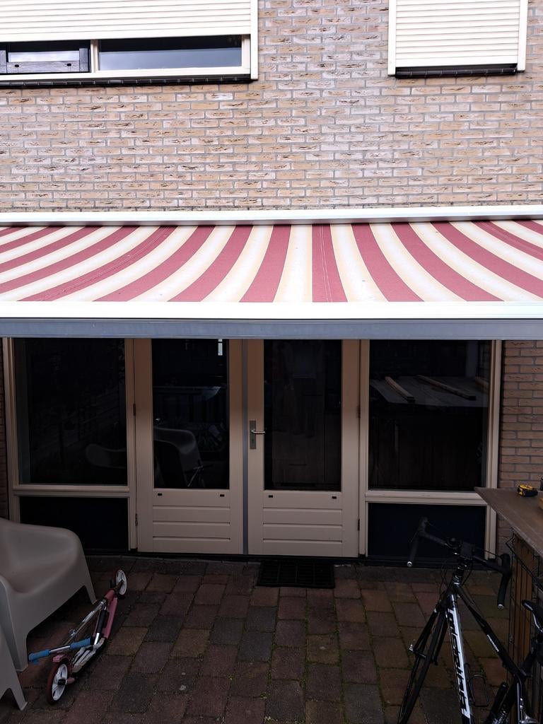 Gebruikte knikarm zonnescherm, Tuin en Terras, Zonneschermen, 150 tot 300 cm, Ophalen, Gebruikt, Knikarmscherm