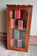 Prachtige antieke eiken houten hang hoekkast, boekenkast., Verzenden