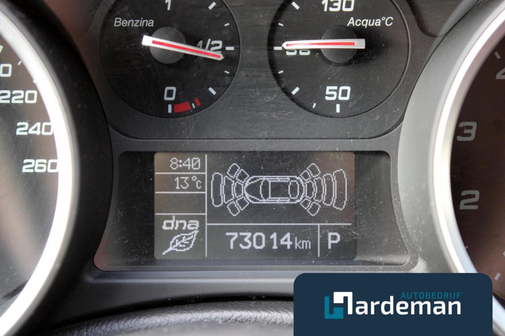 Alfa Romeo Giulietta 1.4 Turbo 170PK TCT Leder, Euro 6, 4 cilinders, Zwart, Onderhoudsboekje