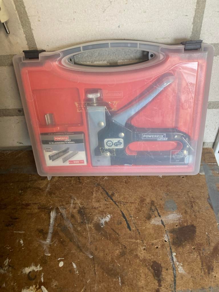 Powerfix handmatig nietapparaat in koffer, Ophalen, Zo goed als nieuw