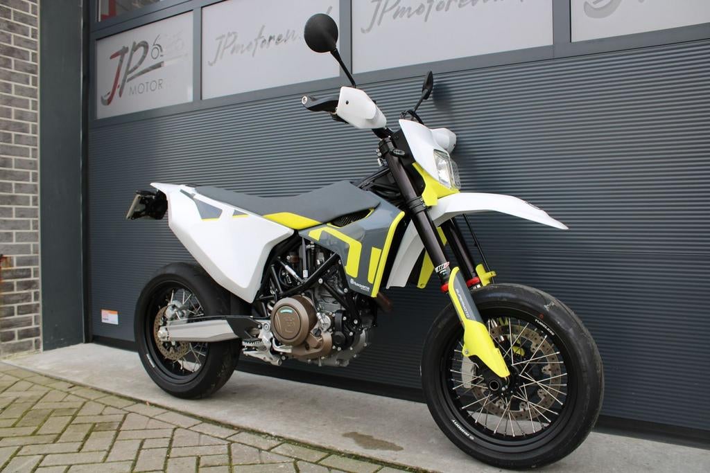 Husqvarna 701 Supermoto (2021) *Org.NL*A2/35KW Mog.*, 693 cc, Motorrijbewijs A, Bedrijf, Onbekend